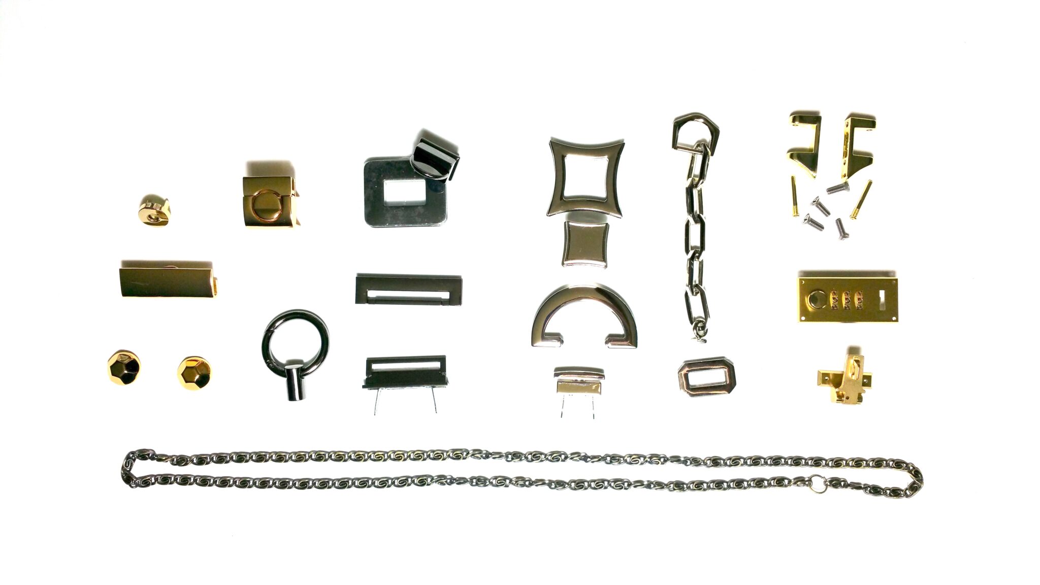 Elements of A Bespoke Bag The Hardware Beau Satchelle